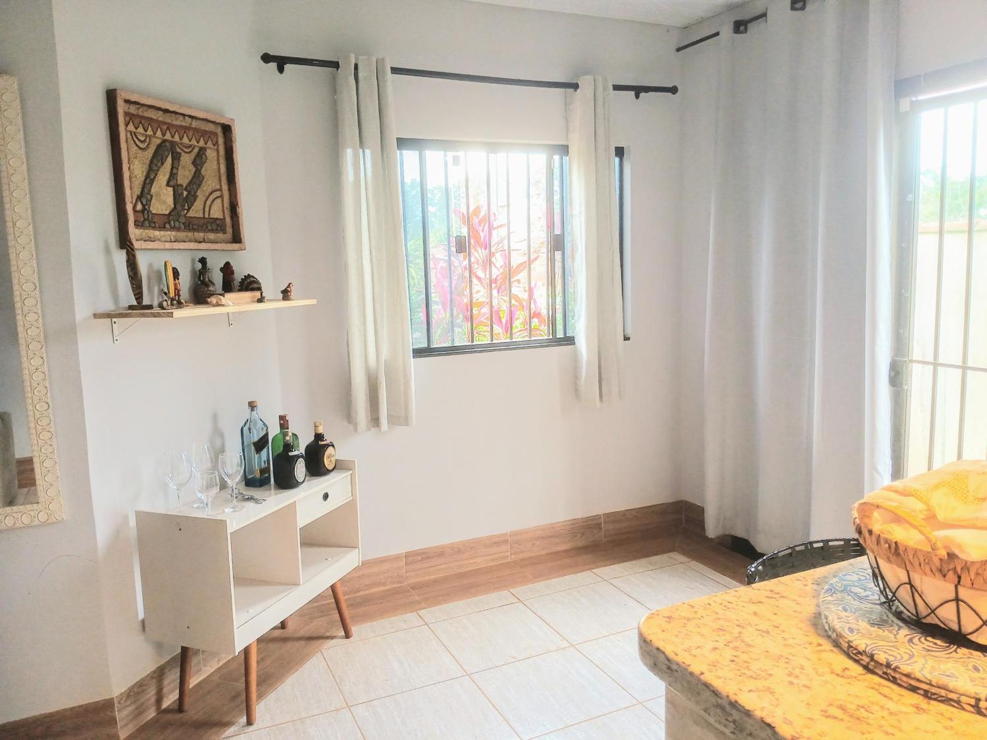 Casa Com Spa De Hidro, Aquecedor E Cromoterapia A 1,0 Km Do Centro Chapada dos Guimarães Esterno foto