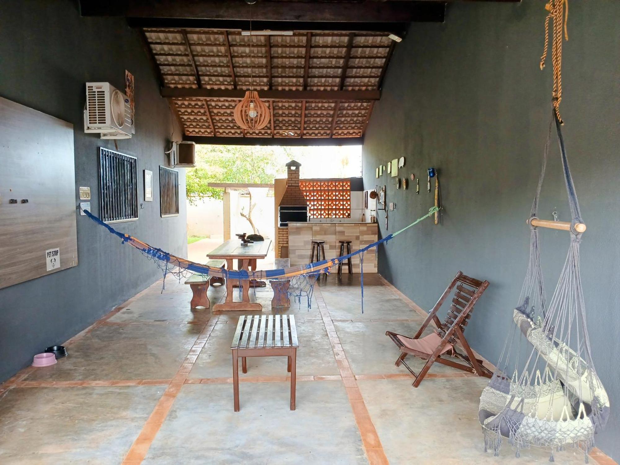 Casa Com Spa De Hidro, Aquecedor E Cromoterapia A 1,0 Km Do Centro Chapada dos Guimarães Esterno foto