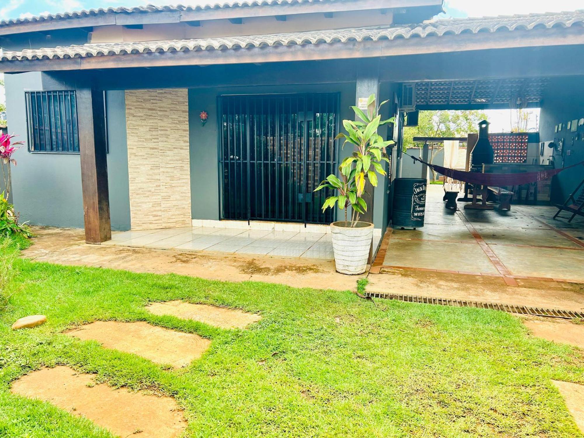 Casa Com Spa De Hidro, Aquecedor E Cromoterapia A 1,0 Km Do Centro Chapada dos Guimarães Esterno foto
